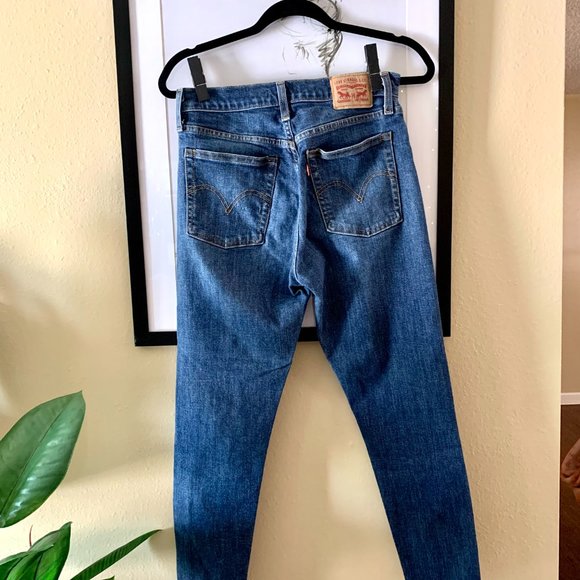 Levi's Wedgie Skinny Jean - Picture 2 of 3